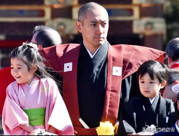 日本歌舞伎从什么时代开始,日本的歌舞伎町是谁的