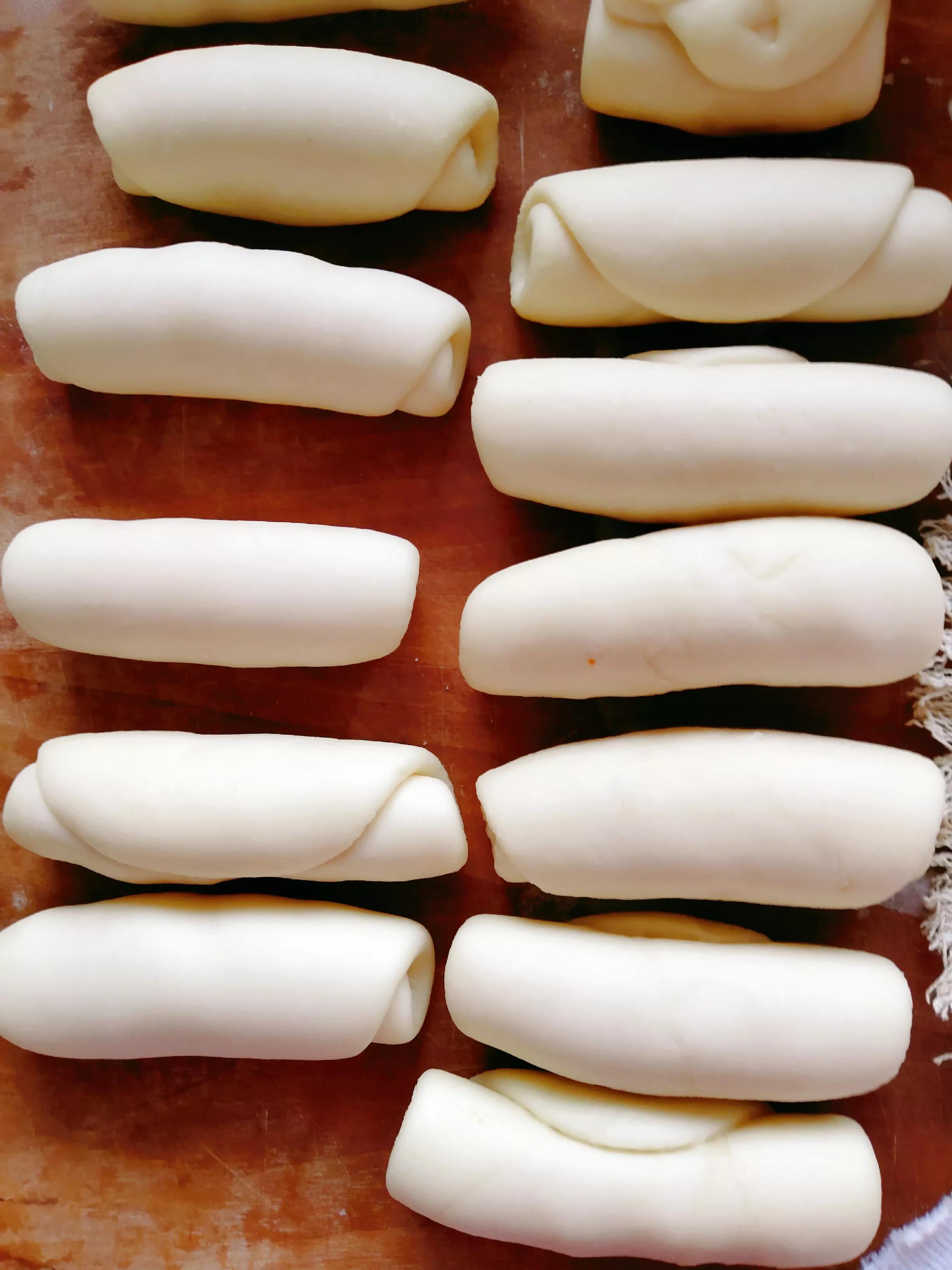 孩子最爱吃的绿豆饼家里就能做,大人小孩都爱吃的简单软皮绿豆饼