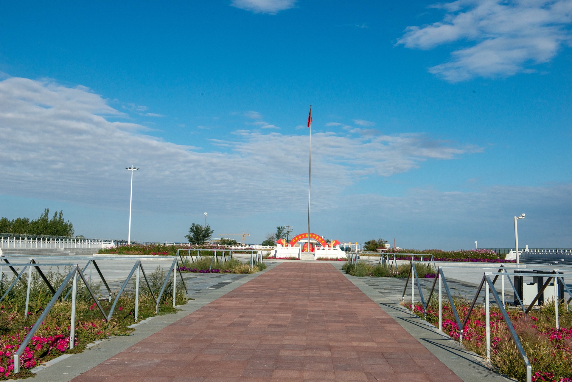 二连浩特到新疆边境游,内蒙古自驾游二连浩特