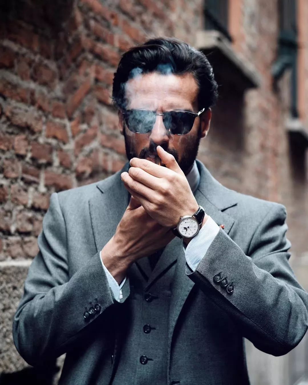 年轻人戴的4款表,现在最值得入手25多万的二手表