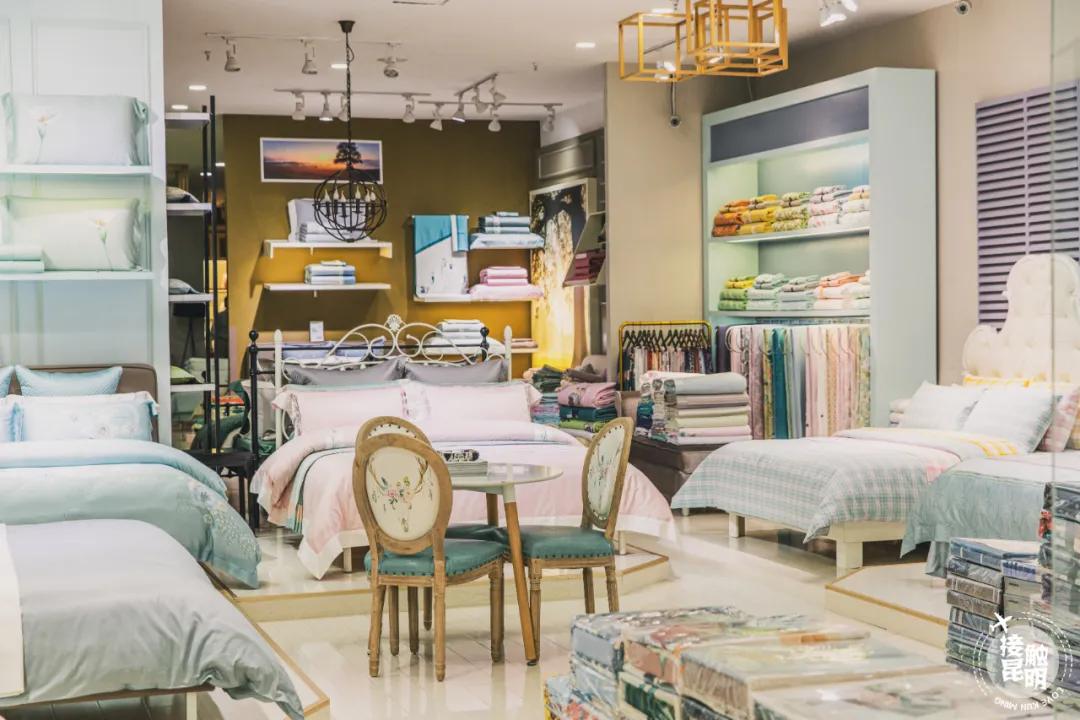 云纺，一个被美食“耽误”的批发市场