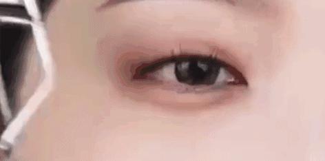 嫁接睫毛睫毛稀疏怎么变浓密,睫毛短小稀疏接什么样的睫毛