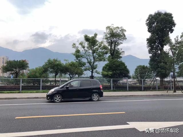 本田飞度省油小神车,本田小钢炮便宜