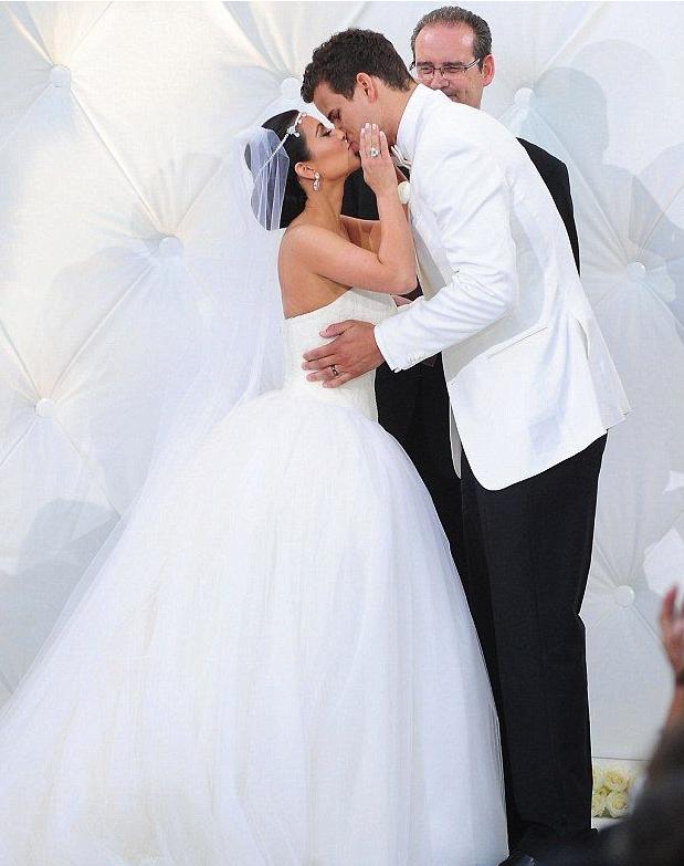 金卡戴珊的九位前任,金卡戴珊的人生经历