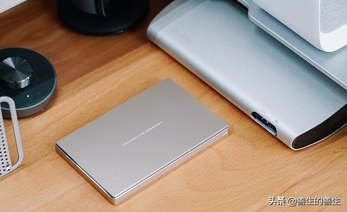 aoc保时捷显示器4k,aoc27寸保时捷显示器