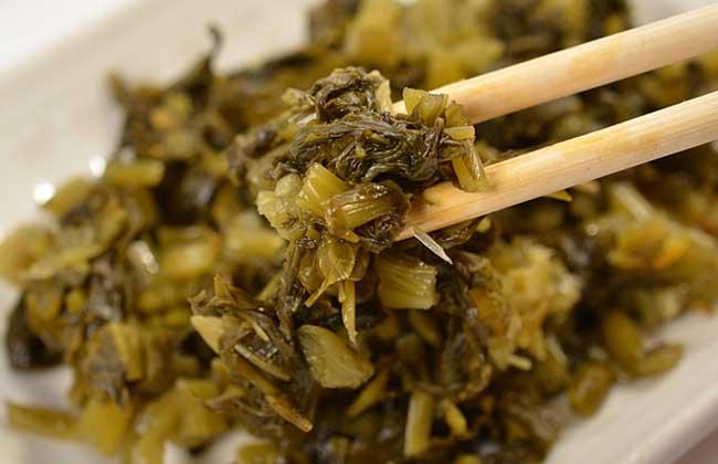 跟妈妈一起腌酱菜,跟妈妈学的老式腌菜