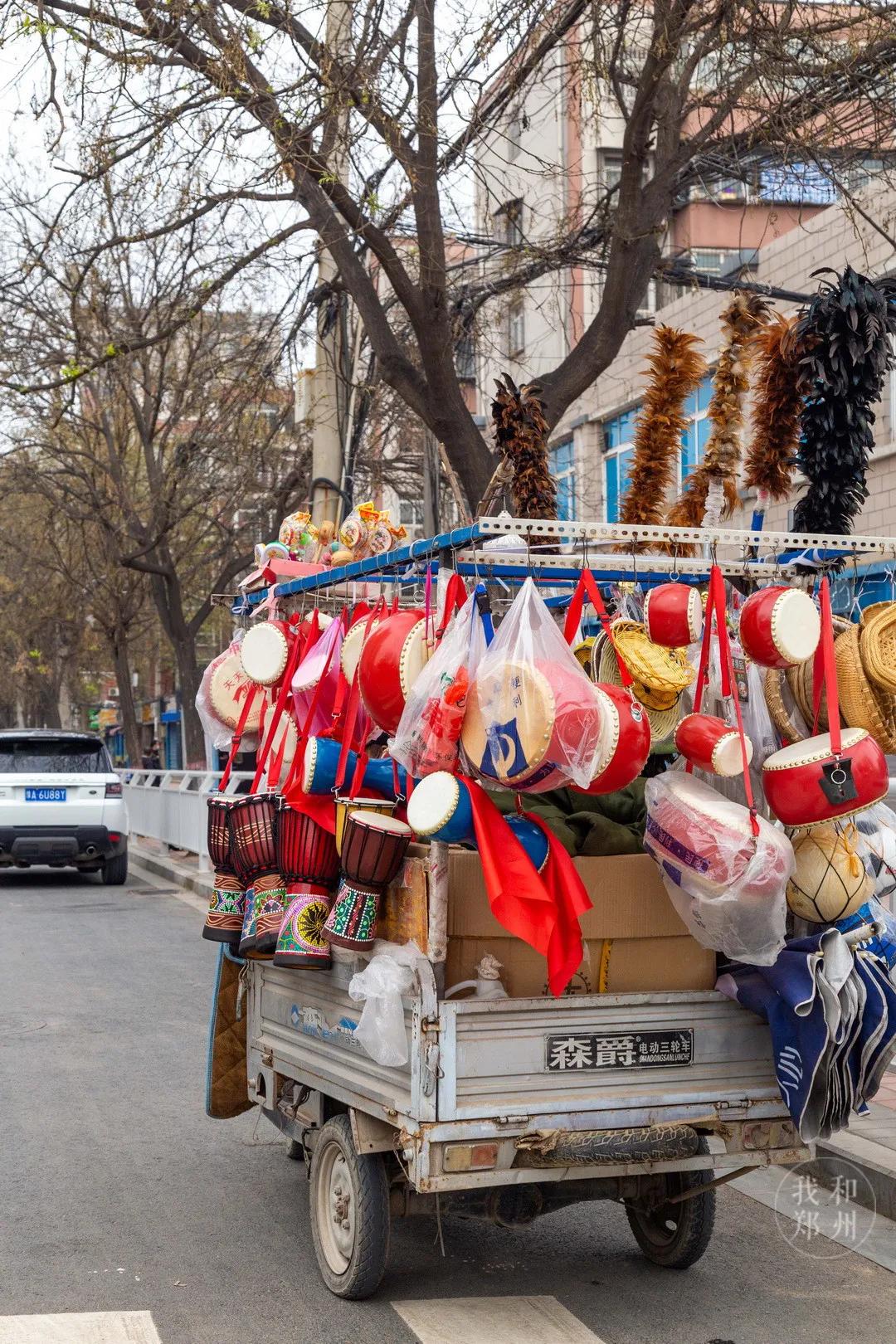 今天，带郑州的老铁们逛吃后河芦