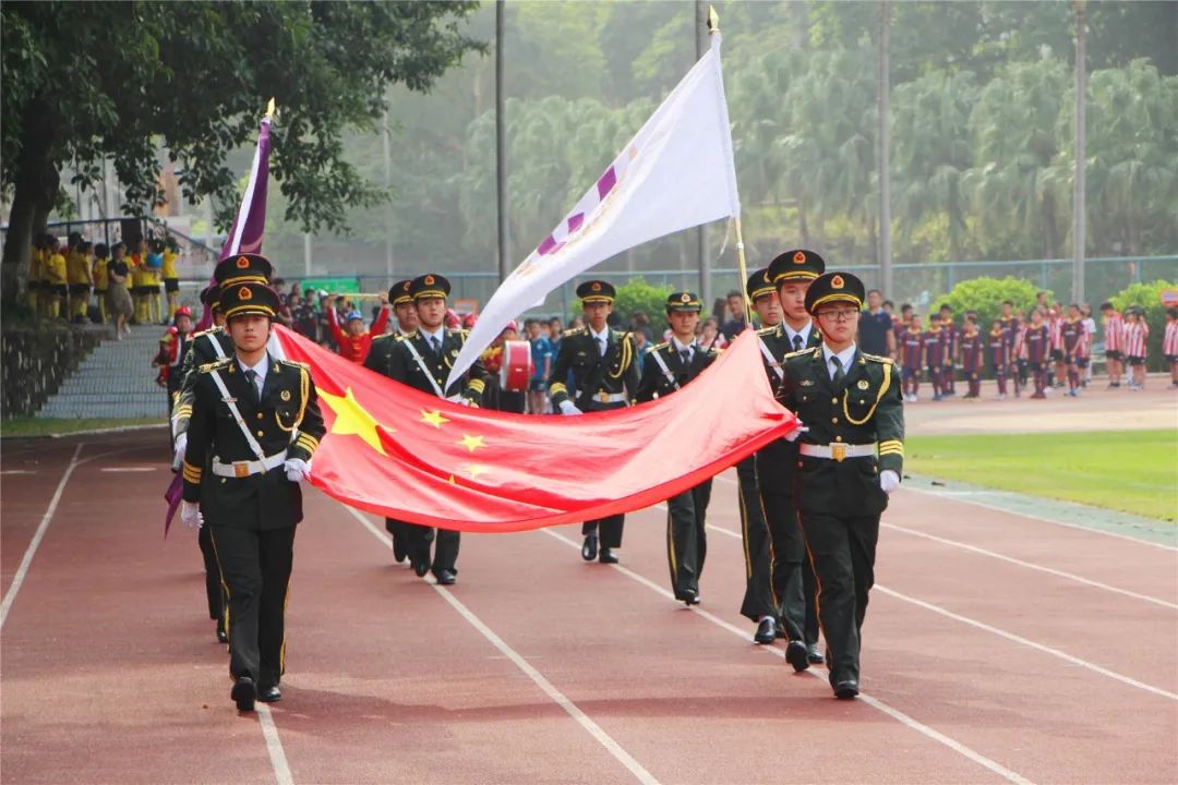 校园足球联赛拉开帷幕,点燃绿茵烽火