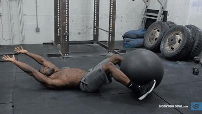 伊之助腹肌照,伊之助完美的身材