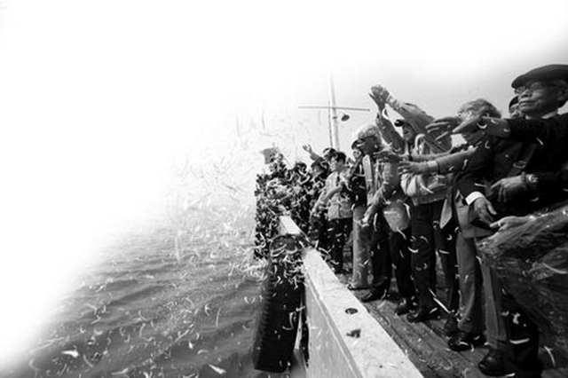 1949年太平轮事件,最后仅剩36名幸存者,船主是蔡康永的父亲