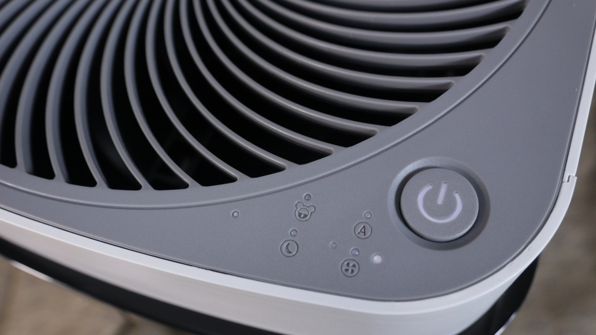 贝昂空气净化器x3有怪味,贝昂空气净化器x3顶部出风口清洁