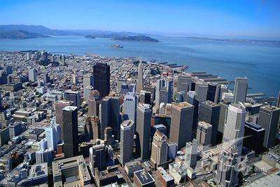 大学同学在美国,大学里的同学生活视频