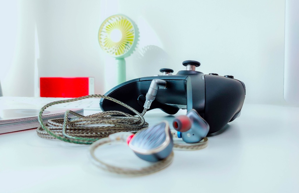 北通宙斯精英机械游戏手柄套装版,宙斯机械手柄