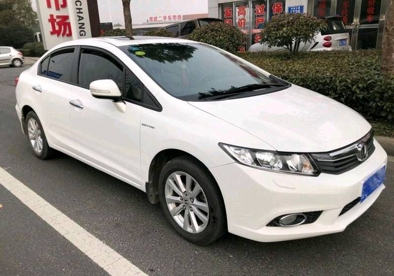 神车思域到底好在哪？8年思域车主跟你细聊用车体验！