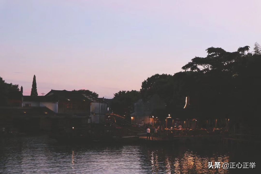 思维格局决定你的人生高度励志语,思维的深度决定你的人生高度