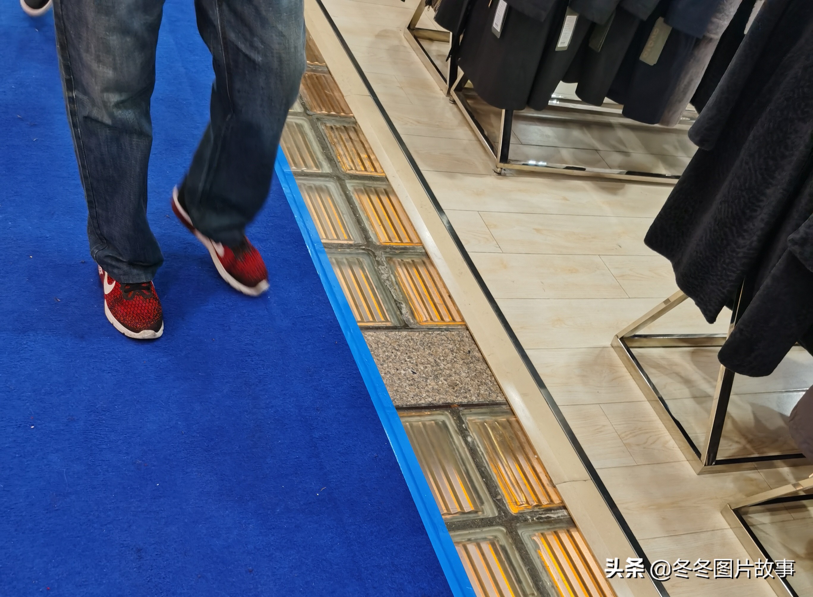 大连商场什么时间店庆,大连商场84周年庆典视频