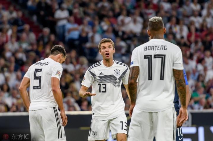 勒夫正式告别谢幕战忍住不哭,功勋球员离队