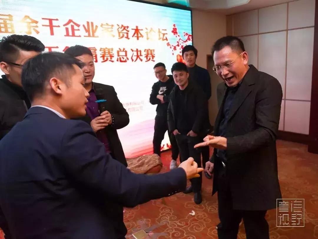 朱天忠：从种地摆摊到丝绸大亨的逆袭之路|商会人物