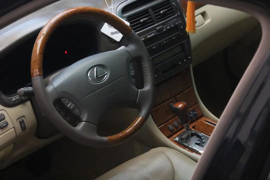 老车翻新：翻新05年残破的雷克萨斯LS430，百万老车，满血复活