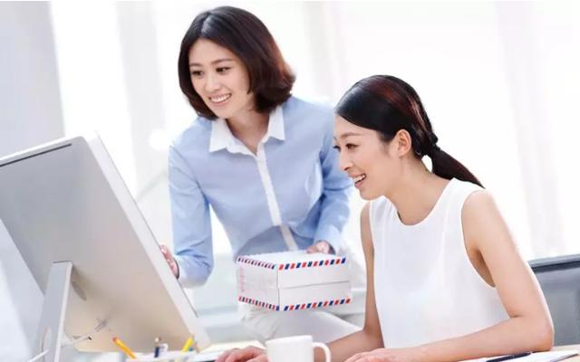 閲嶅簡鑱旇鎺ц偂闆嗗洟,鑱旇鎺ц偂闆嗗洟鑰佹澘鏄皝