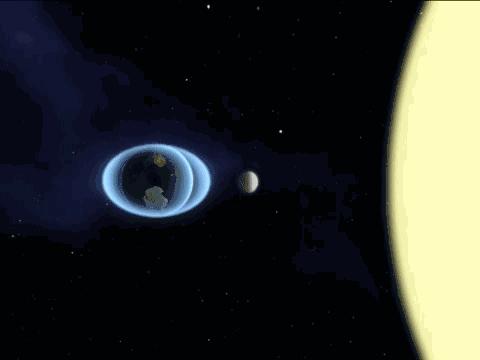 光秃秃的月球背面是什么呢,第一次看见月球背面是什么时候