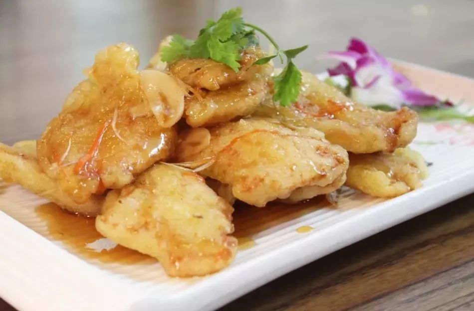 既然年终聚餐躲不掉，那就盘它啊！