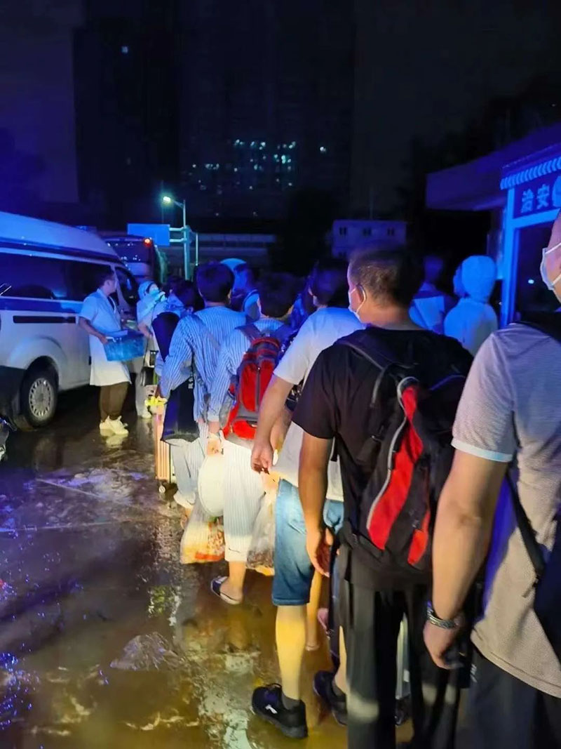 四川省人民医院抗疫,江油市人民医院驰援广安的医疗队