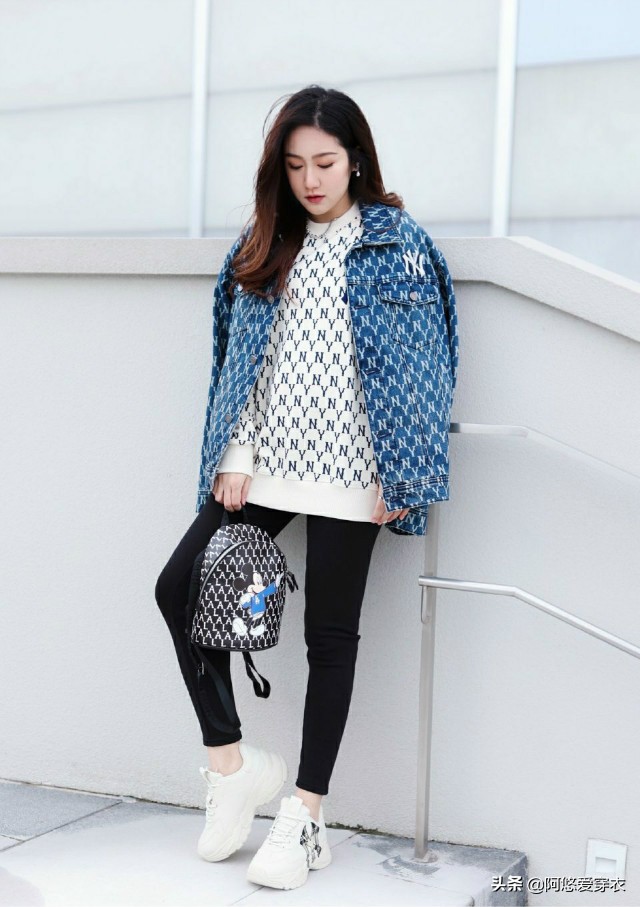 过年这样穿显瘦,过年时穿打底裤怎么搭配衣服好看