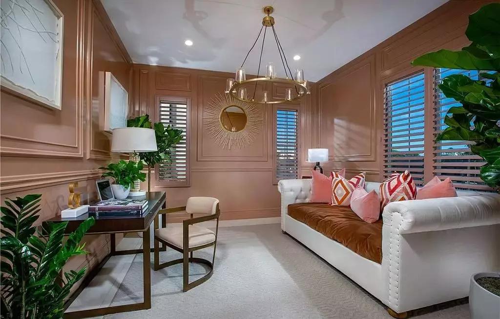 含泪剁手，说说我住尔湾光谱中心附近的物质生活