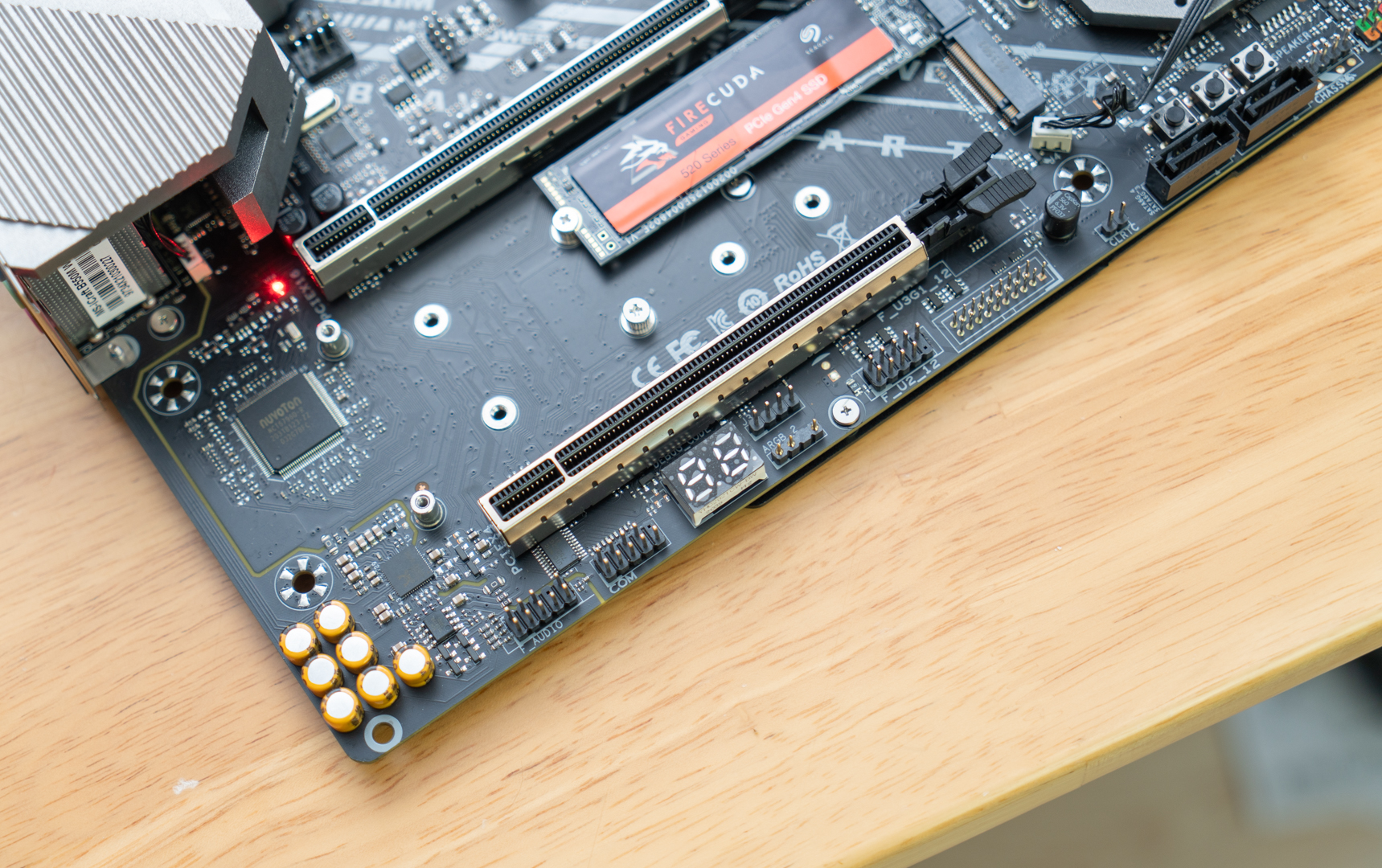 有没有显卡无所谓，游戏、剪辑全搞定，4月份电脑装机单分享