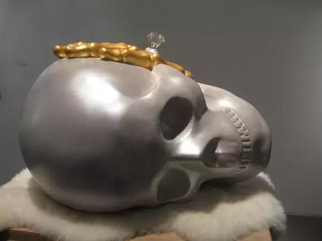 任宏伟|油桶中的褶皱美学