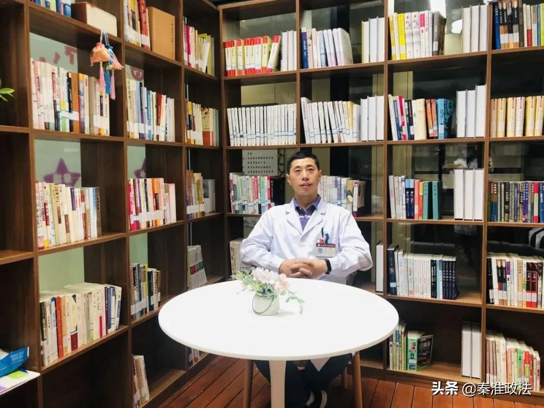 “转角遇见·百草园”为秦淮中医院输入创新发展正能量