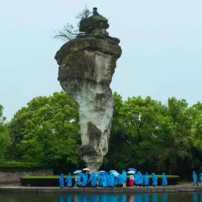 被称为沪上传奇校长，她说出了这所学校在三年内成为黑马的原因