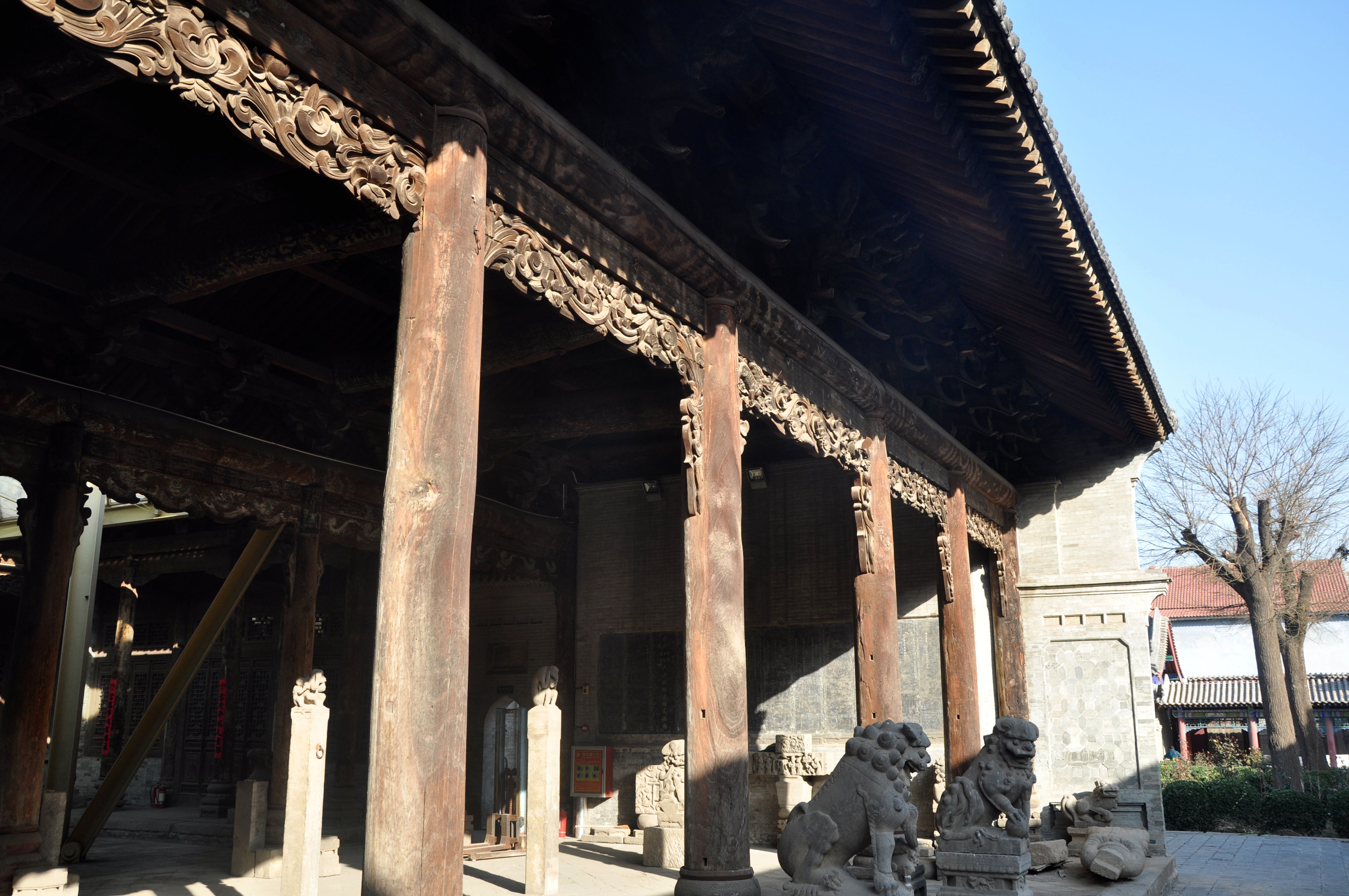 走出古色古香的大悲院,有一种欲说还休的感觉无以言表