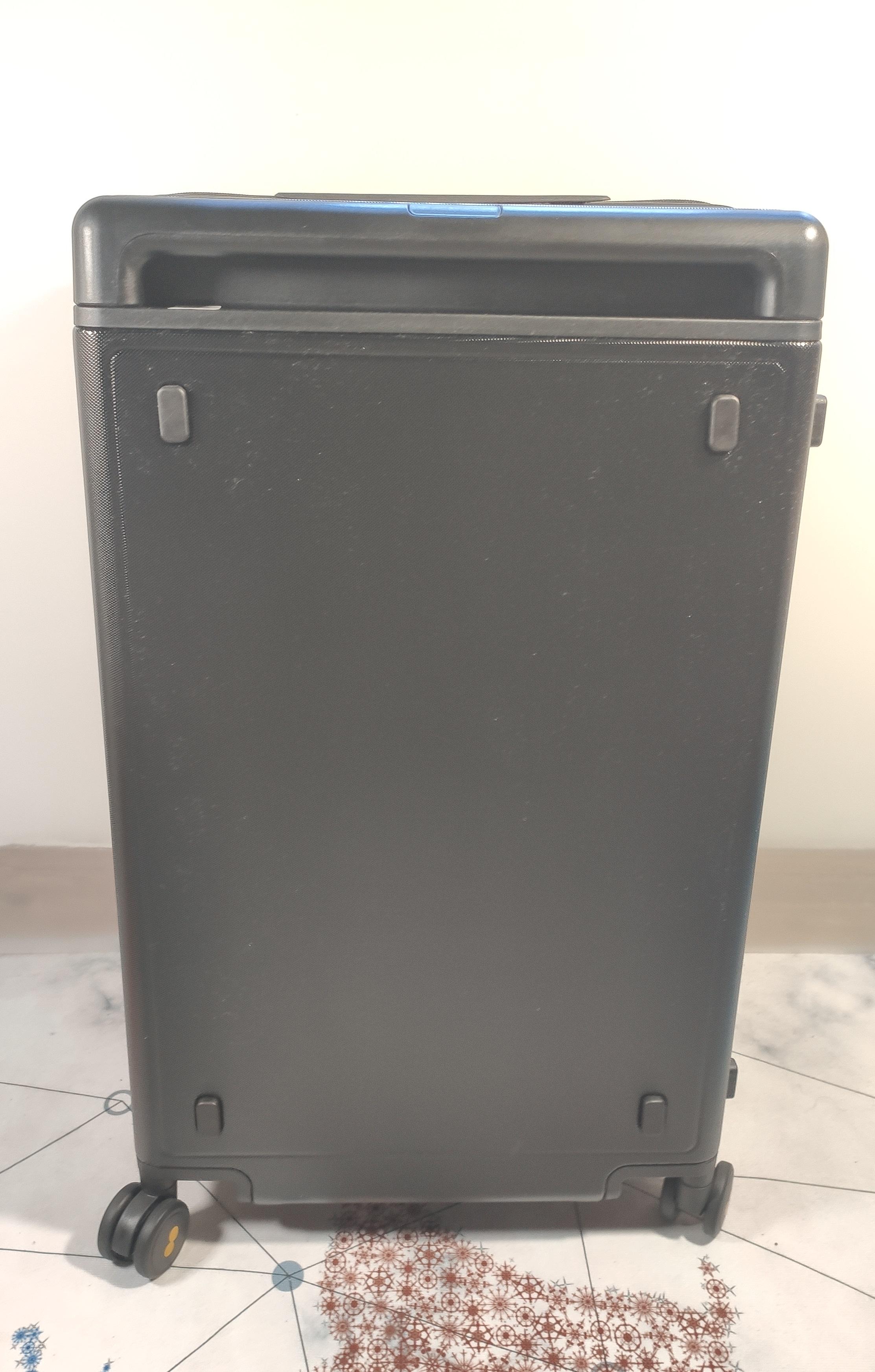 超能装的行李箱外国,level8地平线8号旅行箱评测