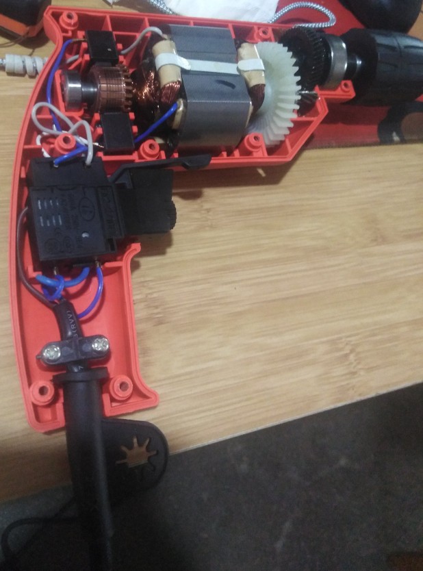 手电钻内部构造,手电钻的各组成部分图片