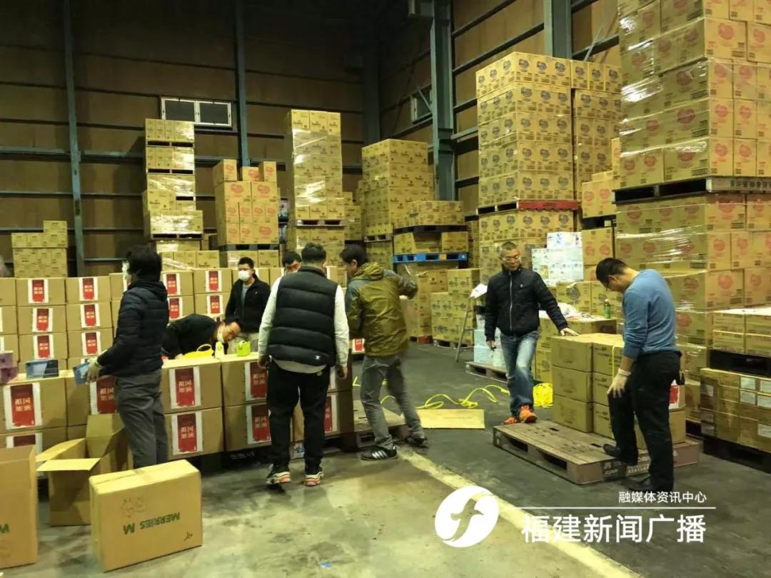 26万的口罩运往国外,170万只口罩运回国