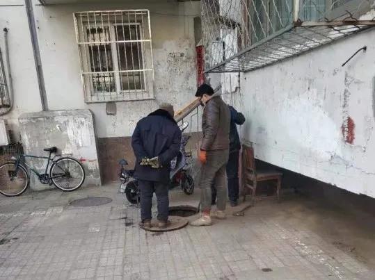 救助居民给社区送锦旗,居民送社区锦旗内容