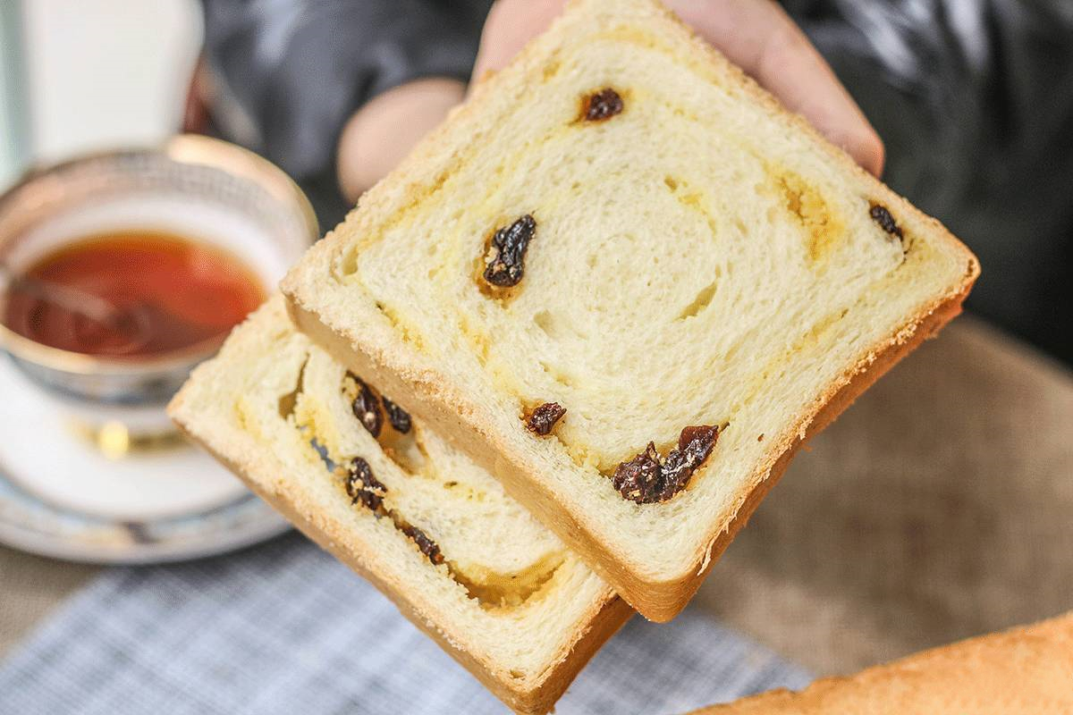 为什么吐司要发得比普通面包大,吐司和普通面包有什么不一样