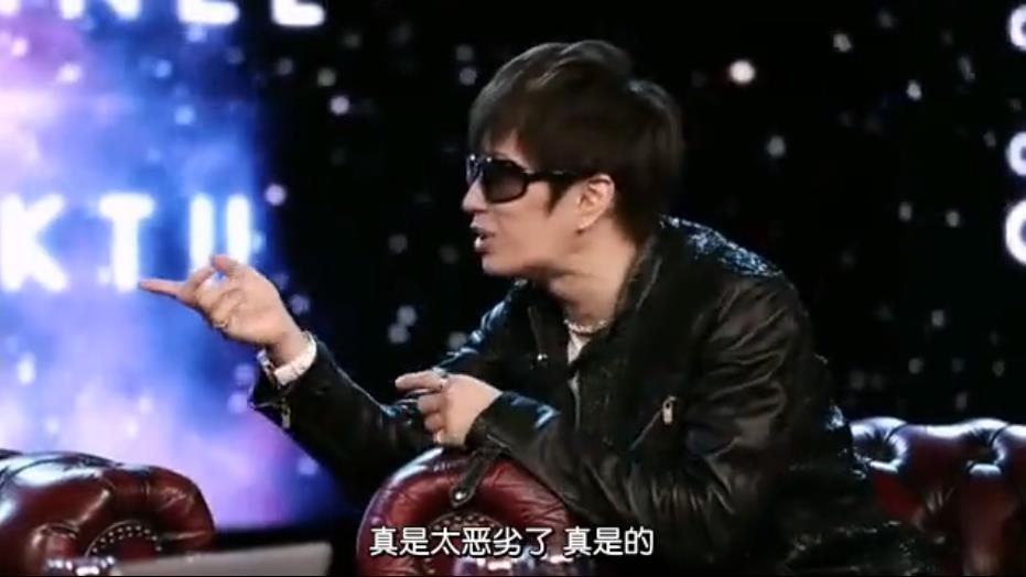 这两位日本知名*男美**大佬，私下竟是这种“不正常”关系？