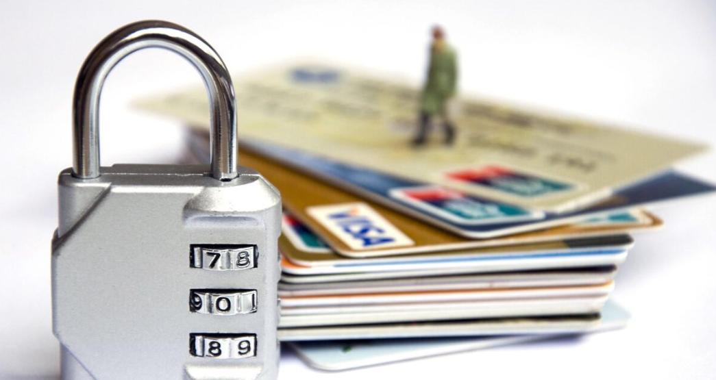 办银行卡时，要开通短信通知吗？教你一招，省去通知服务费