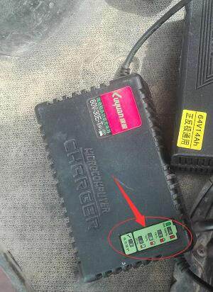 怎么确定电动车用什么型号充电器,怎么判断自己电动车充电器的型号