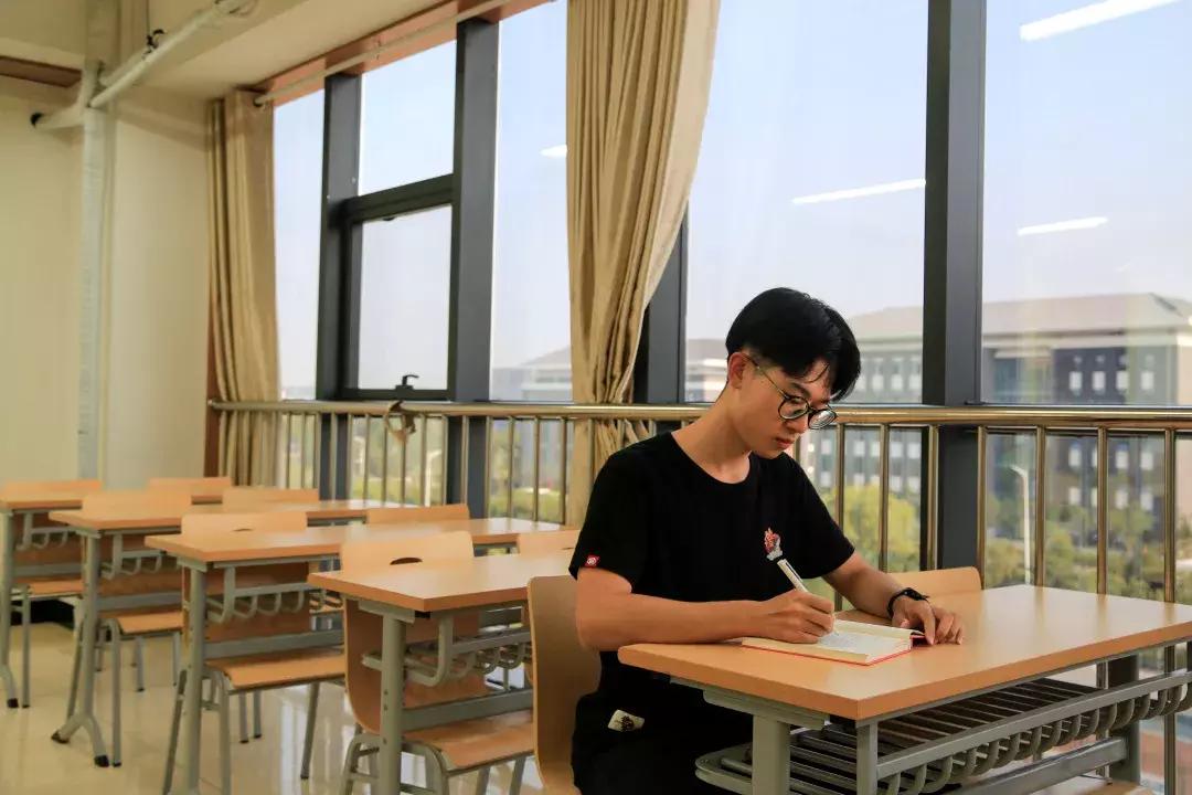 光影矿图片大全,矿大拍照打卡