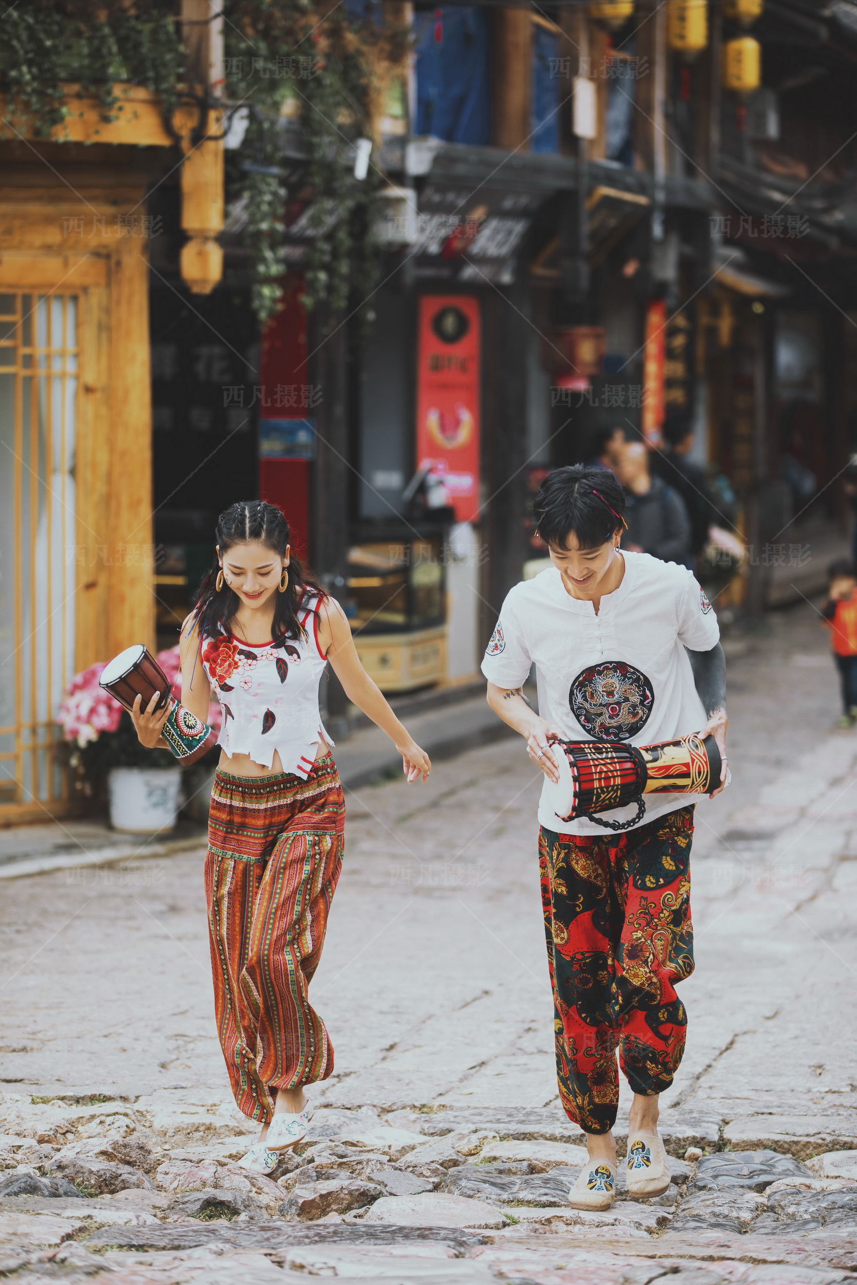 电子婚礼请柬app免费制作,哪个app可以免费制作生日请帖请柬