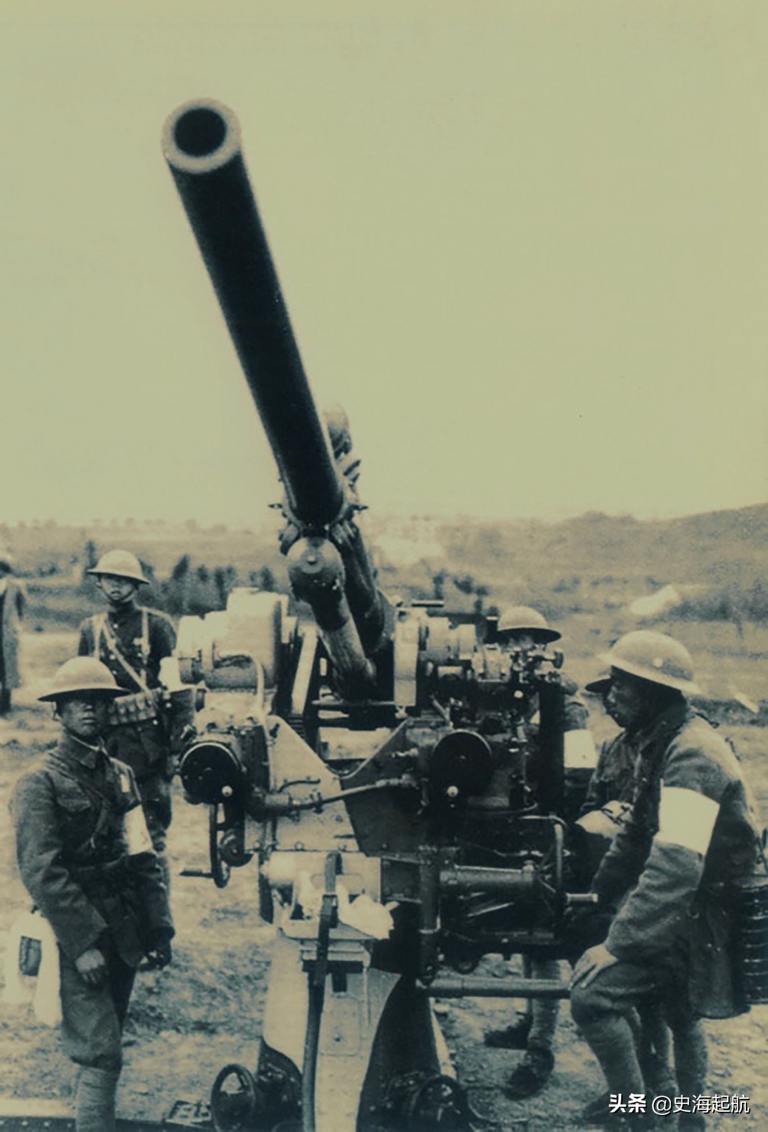 抗战时中国*队军***器武**照片：图3是国军的坦克，图6是国军的重机枪