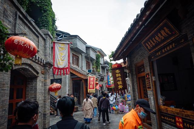 司徒小镇六尺巷要门票,司徒小镇到底有多火爆