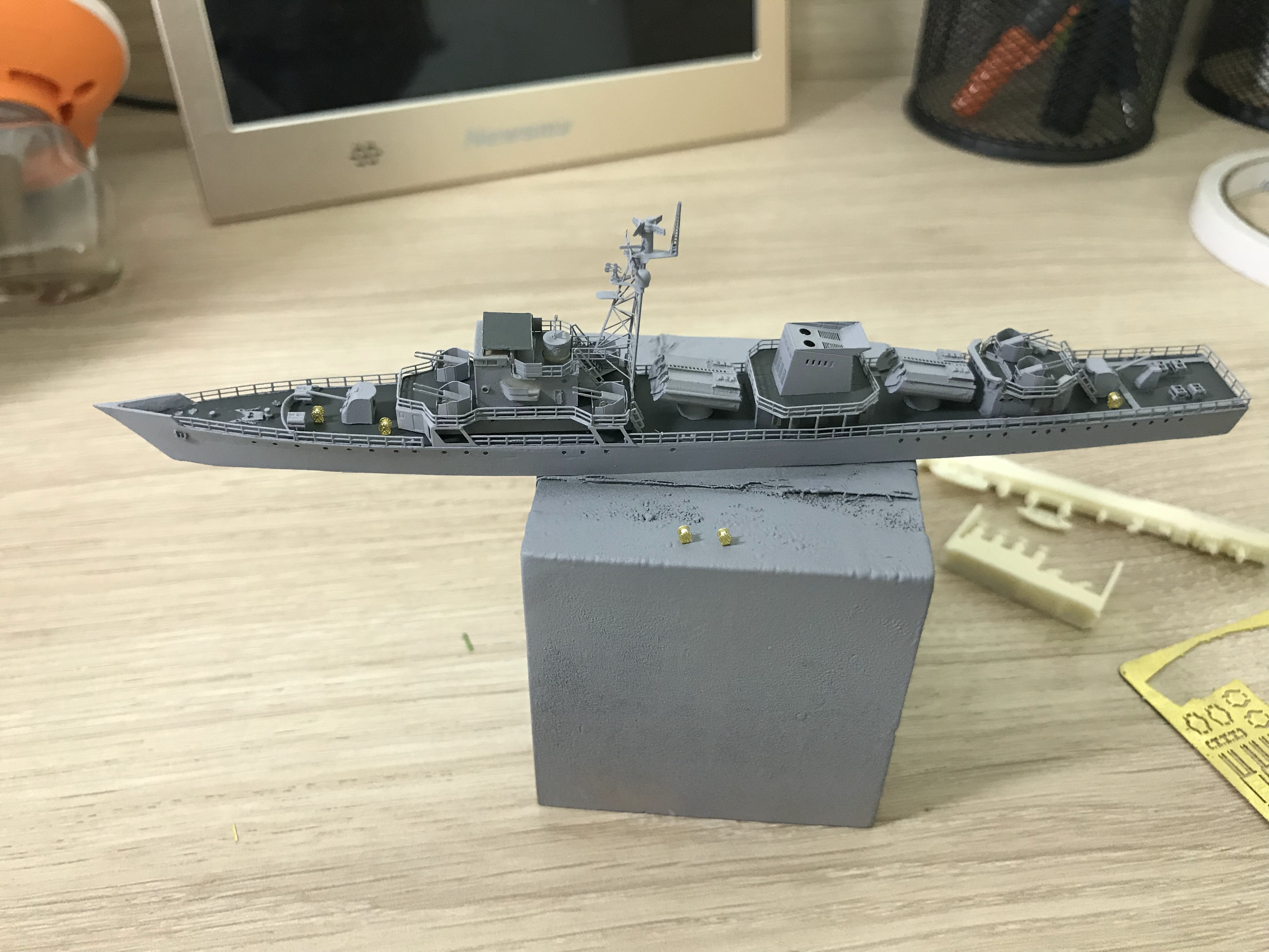 「手工船模」1/700宜宾号导弹护卫舰制作小记