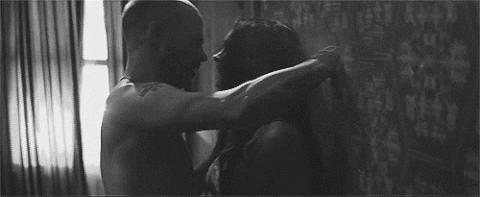 家暴谋杀却逍遥法外，先天畸形反而助长“龙虾男孩”的邪恶