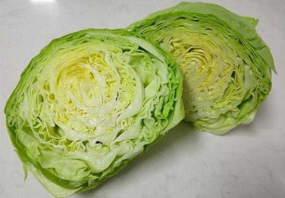 买包菜时挑结实的还是松散的,包菜怎么选才甜