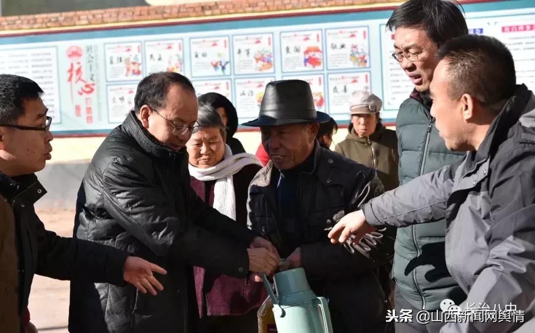 长治八中：天寒地冻送温暖真情帮扶暖人心